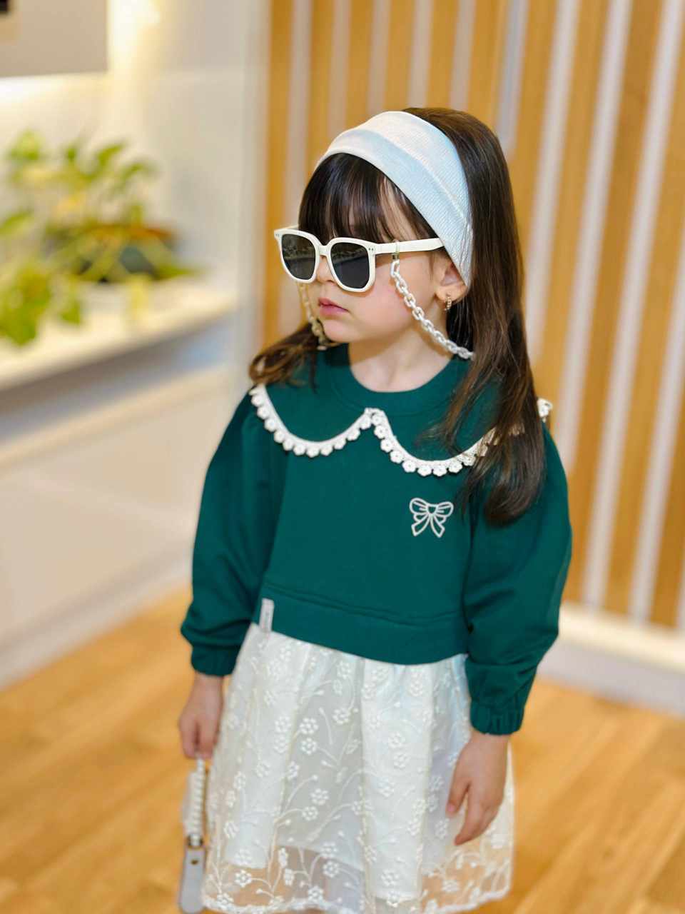 پیراهن یلدایی دورس و دانتل مدل پریا رنگ سبز