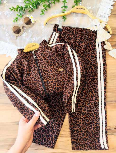 ست سویشرت و شلوار پلنگی جنس مخمل کبریتی